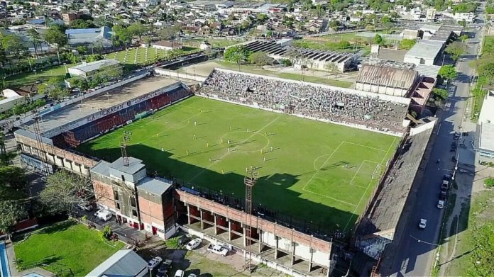 A?REA MANDIY? CRUCERO