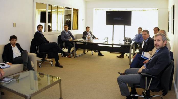 dujovne y vaz torres