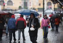 El frío se hace sentir en Corrientes y anuncian tormentas para mitades de semana