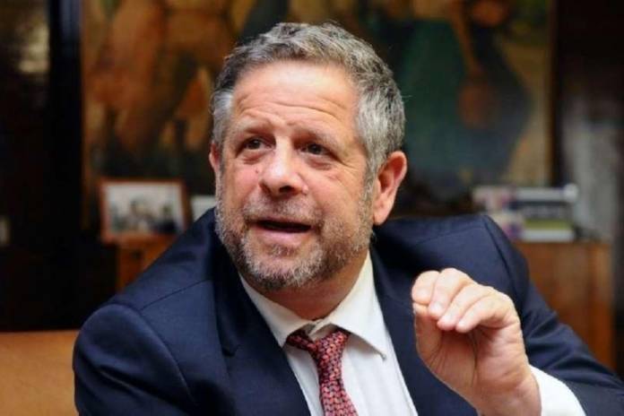 El-Ministro-de-Salud-Rubistein