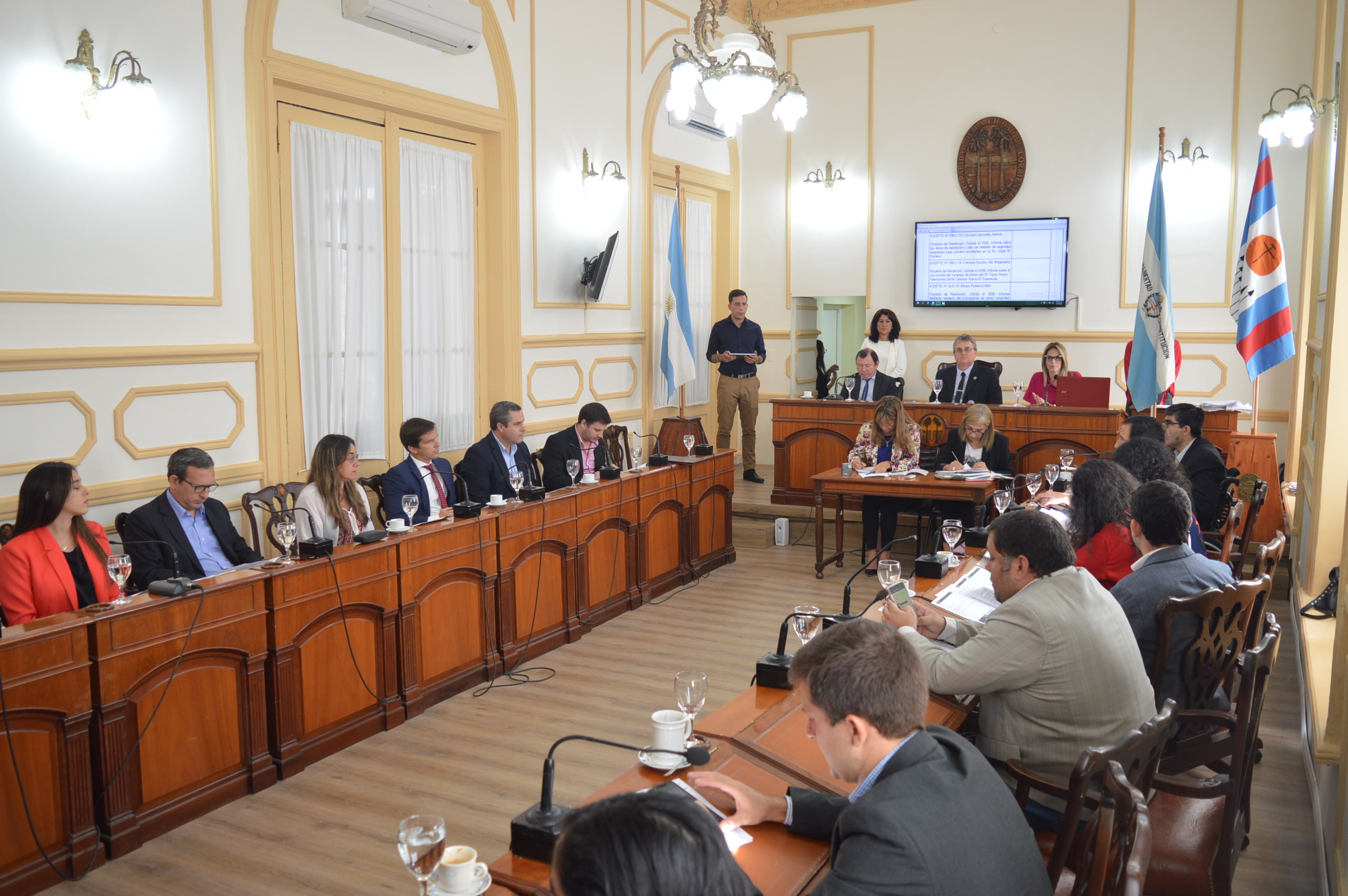 Sesión Del Concejo Deliberante Sin Temas Trascendentes - La Red ...