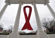 SIDA: Alertan por la baja vacunación y pidió reforzar la prevención del VIH