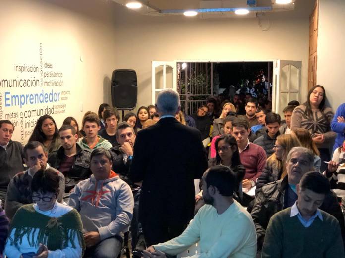 Charla Club de Emprendedores