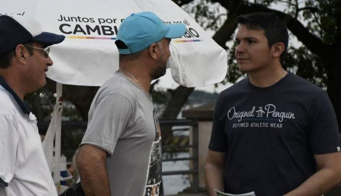 photo4981228724473145423