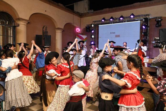 0877aa83-cf3d-4106-bf66-1e6385a3a329