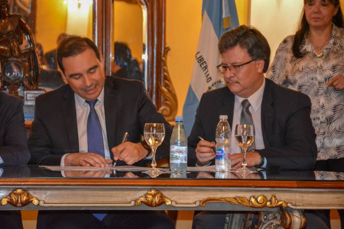 Firma Convenio P-Ejecutivo y Judicial 07-11-19_3