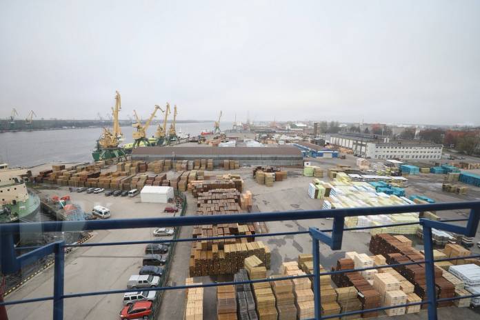 Valdes con embajador argentino en Riga 04