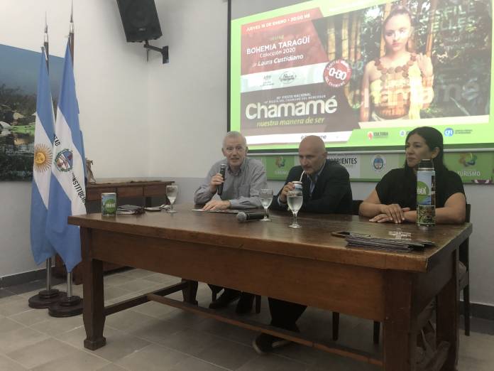 0F370D51-8273-4FB1-A1FF-DDAB141C88D1