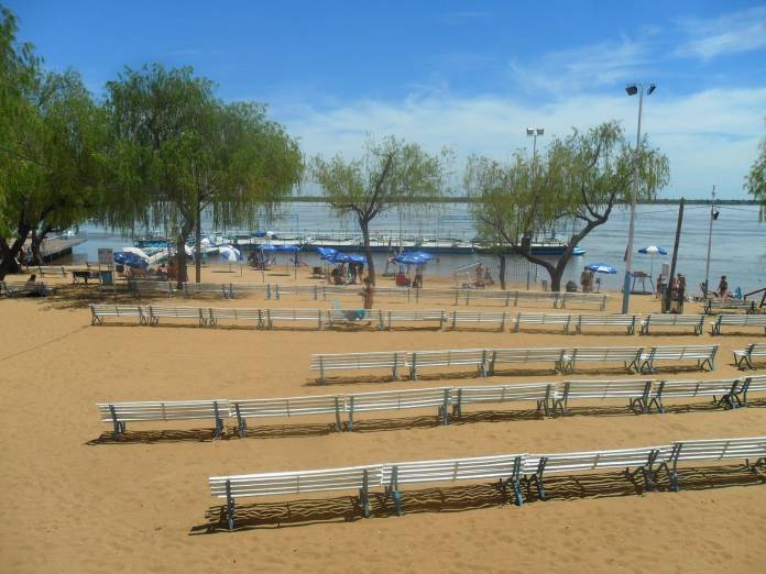 Club_de_Regatas_Corrientes