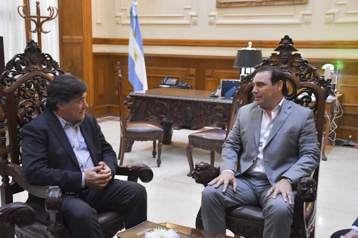 Valdés junto con Carlos Zannini 05-03-20 MSF