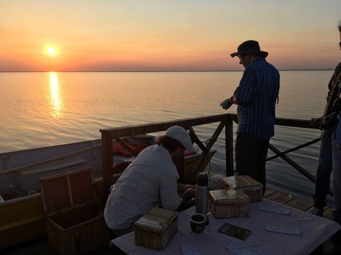 99b7bb609d7ca8e7e85dea34e1a81d98fcf24410