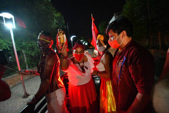 b7ce45f9-b946-4755-be02-512542d28d99