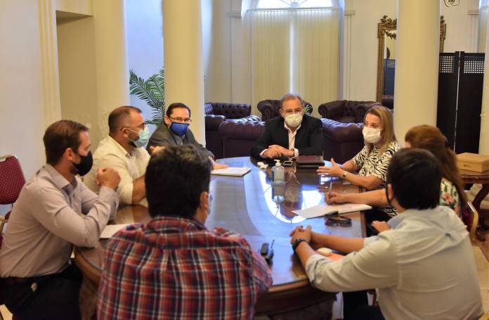 tassano y educación