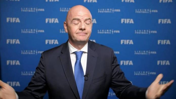 infantino-gesto_862x485