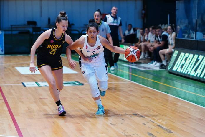Liga Femenina 2021 - Obras Basket v Corrientes Basquet
