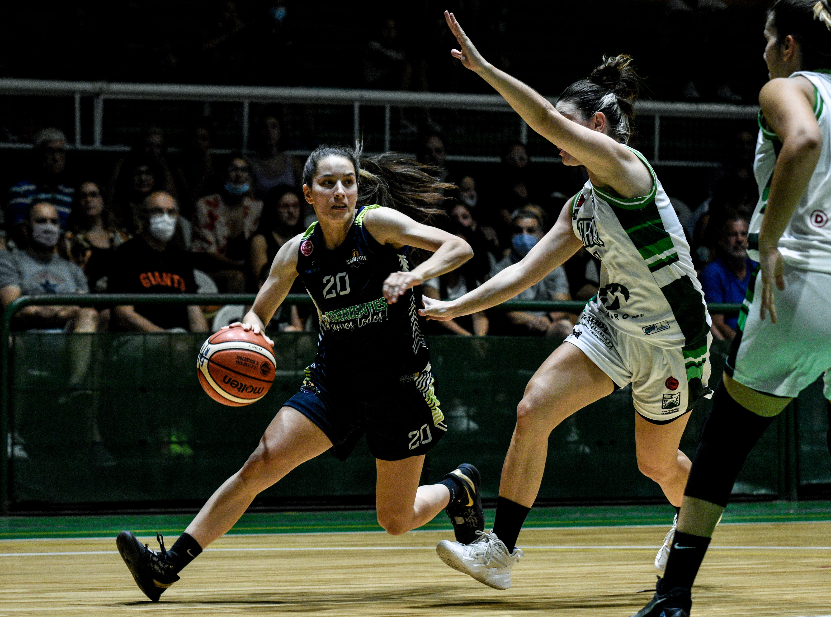 Corrientes Básquet empezó con una victoria - La Red Corrientes 