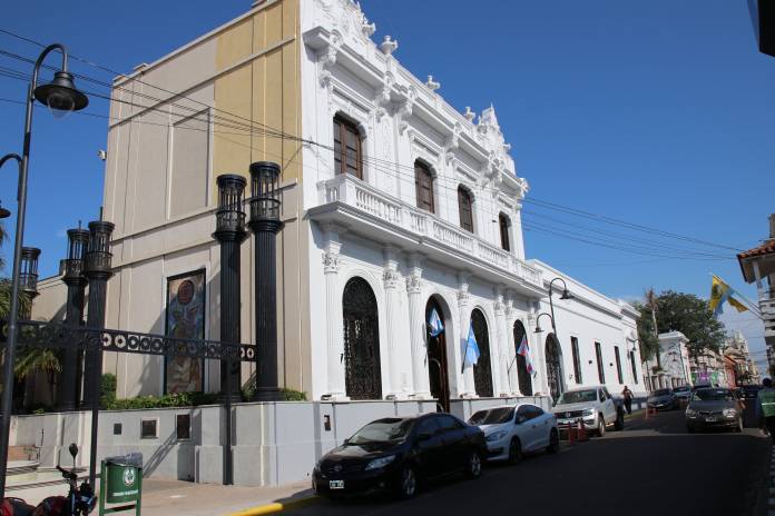 07d0a45c-b020-53c7-df0c-fbb92d740511