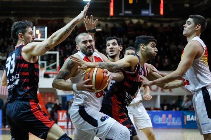 Liga Nacional 2021_22 - Semifinal - Juego 5 - Instituto (2) v San Martin (2) (8)