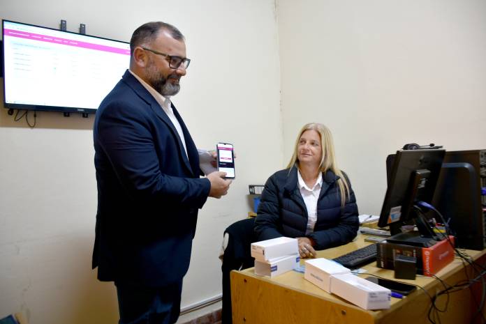 712eb26d-cd77-aa36-64f2-5850a3bffd84