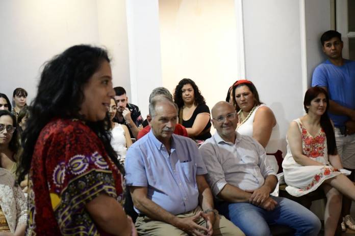 d1fdc357-44da-4fe0-488c-57c09d35faf4