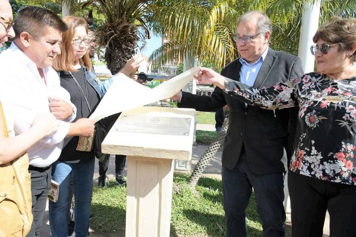 8128f83f-a659-c99c-ee3b-ca0c955250a0