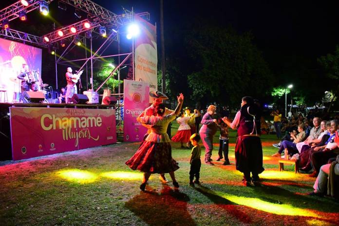 3d3a5d04-dc02-2640-53b2-d7fb97bdb67a