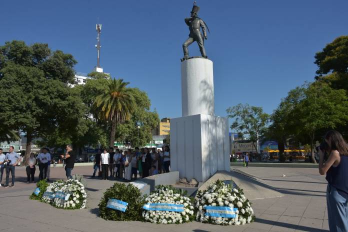 b02f2de2-42ba-0671-23f4-0aff81b37b44