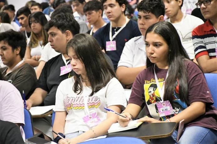 73fe0551-cd4a-7bec-8a89-006657525b5e