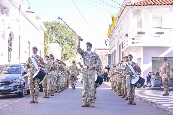 24fd348b-b14c-60bf-8766-8d502dc1992f