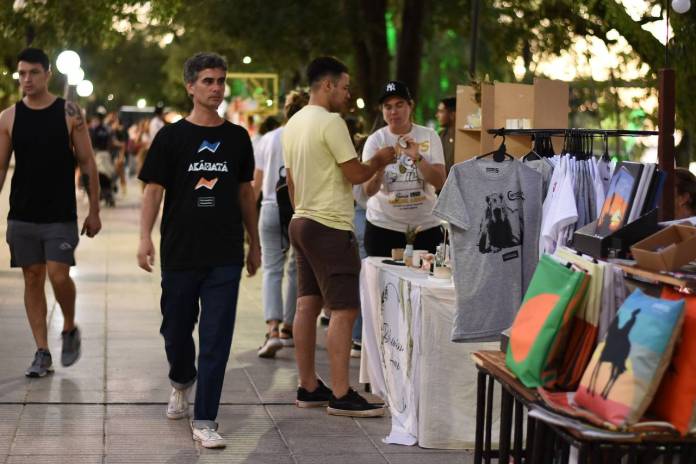 c1a387e6-ed26-048e-a4fa-84b9d89a216a