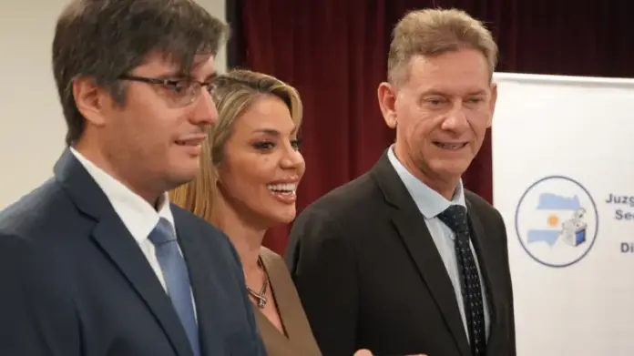 275585w790h444c.jpg (1)