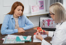 Cada dos minutos una mujer muere de cáncer de cuello de útero