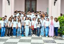 Alumnos secundarios de Curuzú Cuatiá recorrieron Casa de Gobierno