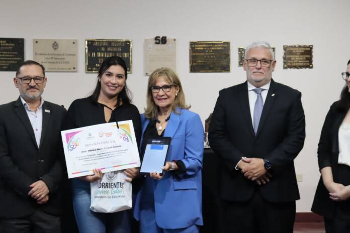 d229f6f60a8dd4ecf0448a66a60058cb0c4f76c9