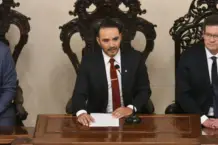 Juan Pablo Valdés juró como nuevo gobernador instando a “seguir transformando Corrientes”