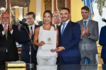 El gobernador Juan Pablo Valdés puso en funciones a los ministros de su gabinete