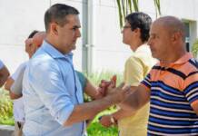 El Gobierno Provincial entregó kit escolares a ex trabajadores de Alal