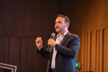 Valdés presentó ante cámaras empresariales el proyecto de la planta de fibra de pino de alta calidad