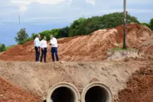Valdés y Polich supervisaron el avance deobra de desagüe clave para el barrio Ponce