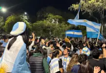 Tras la épica ante Inglaterra, Corrientes se convirtió en una verdadera fiesta celeste y blanca